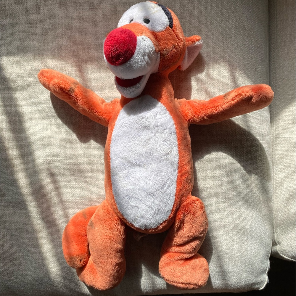 Vintage tigger Disney Plush